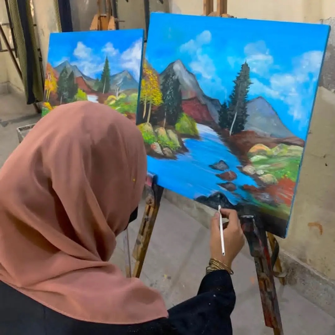 Fine Art Class at Shakarganj Foundation's Jhang Art Gallery