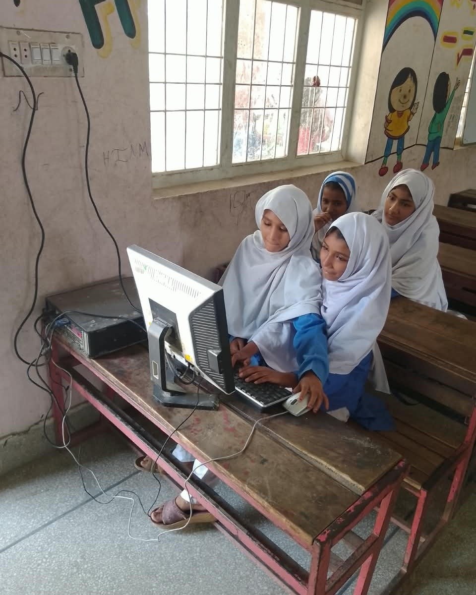 Shakarganj Vocational Lab Computer Class at Shakarganj Adopted School (SAS) #02 GGPS Chah Blochan