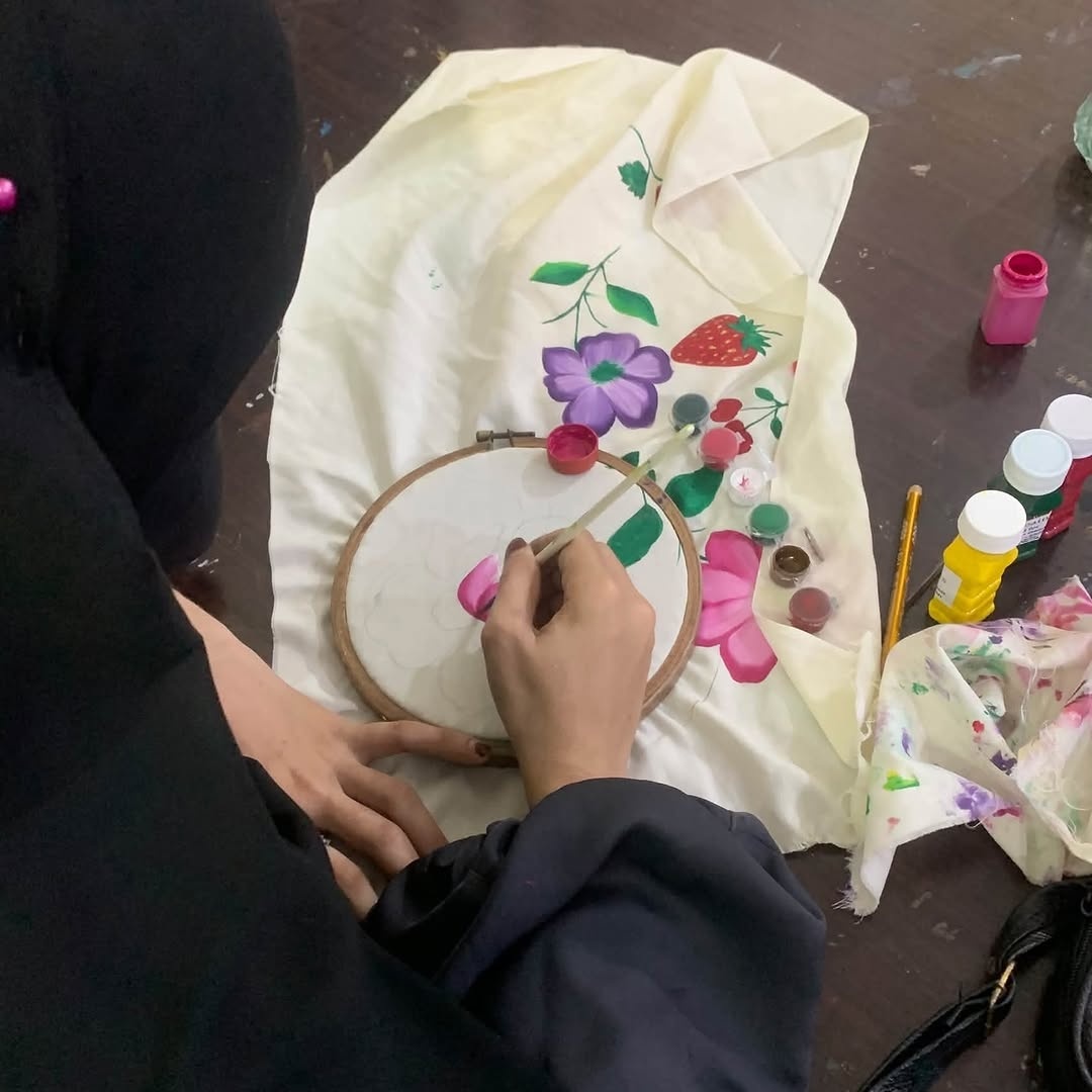 Fashion Designing Class at Shakarganj Foundation's Jhang Art Gallery